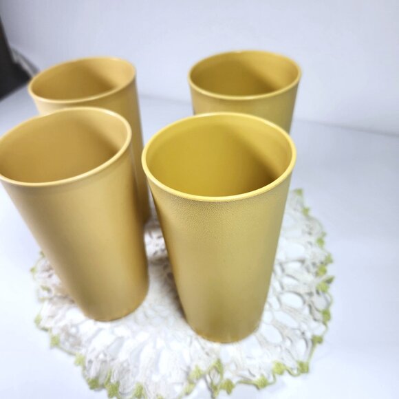 Tupperware Tall Tumblers Set of 4 Drink Glass 8 oz Juice Cups 873 Vintage - Picture 3 of 6